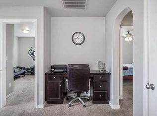 1556 N Piccadilly Ln, Clovis, CA 93619