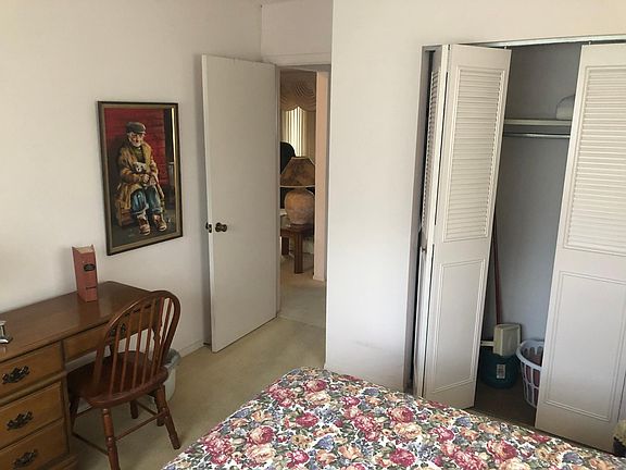 3rd image of 1020 De Soto Dr