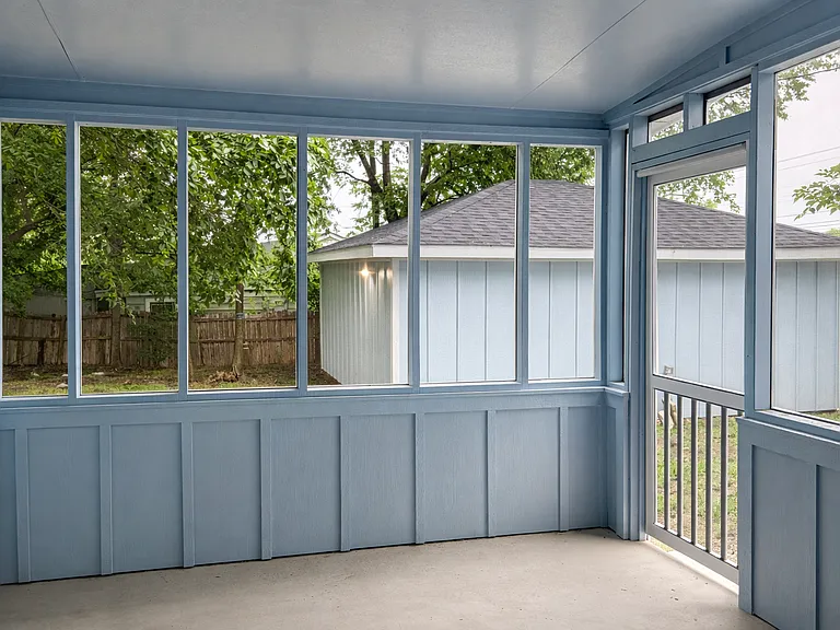 502 Duncan Ave — Photo 13