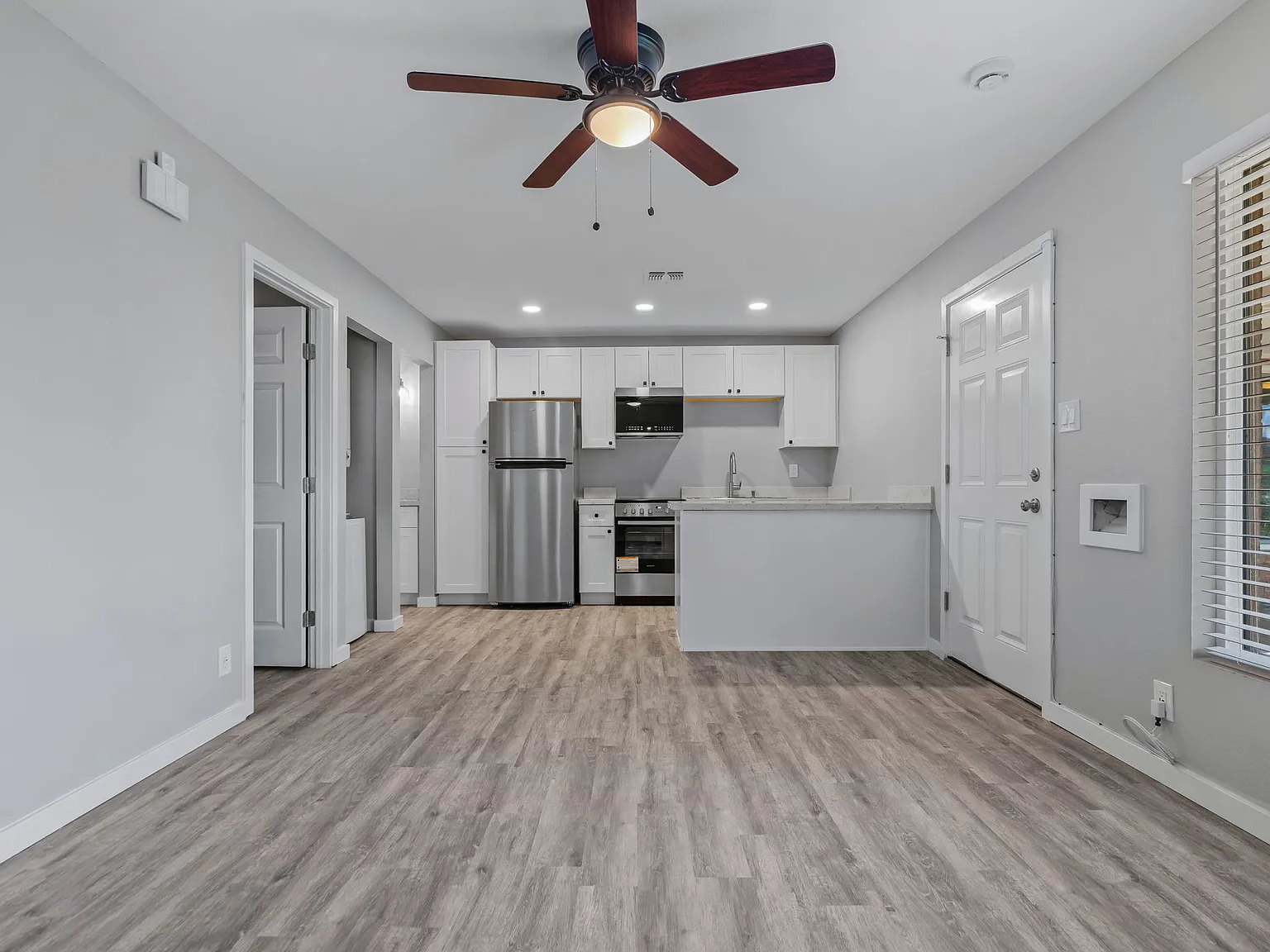 1940 W Amelia Ave Phoenix AZ 85015 — Photo 4