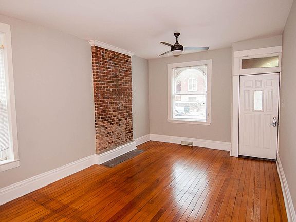 2nd image of 3310 Illinois Ave #1F