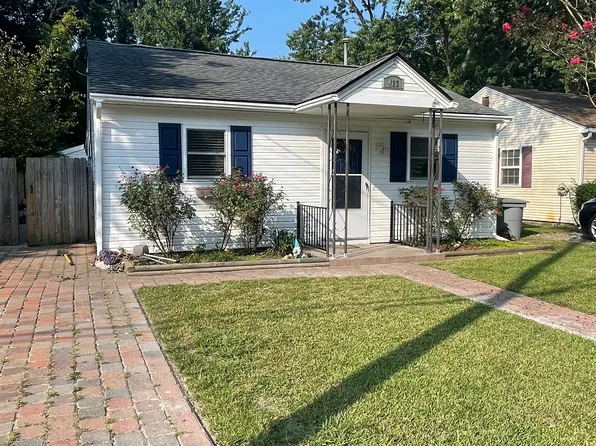 423 Smiley Rd, Hampton, VA 23663