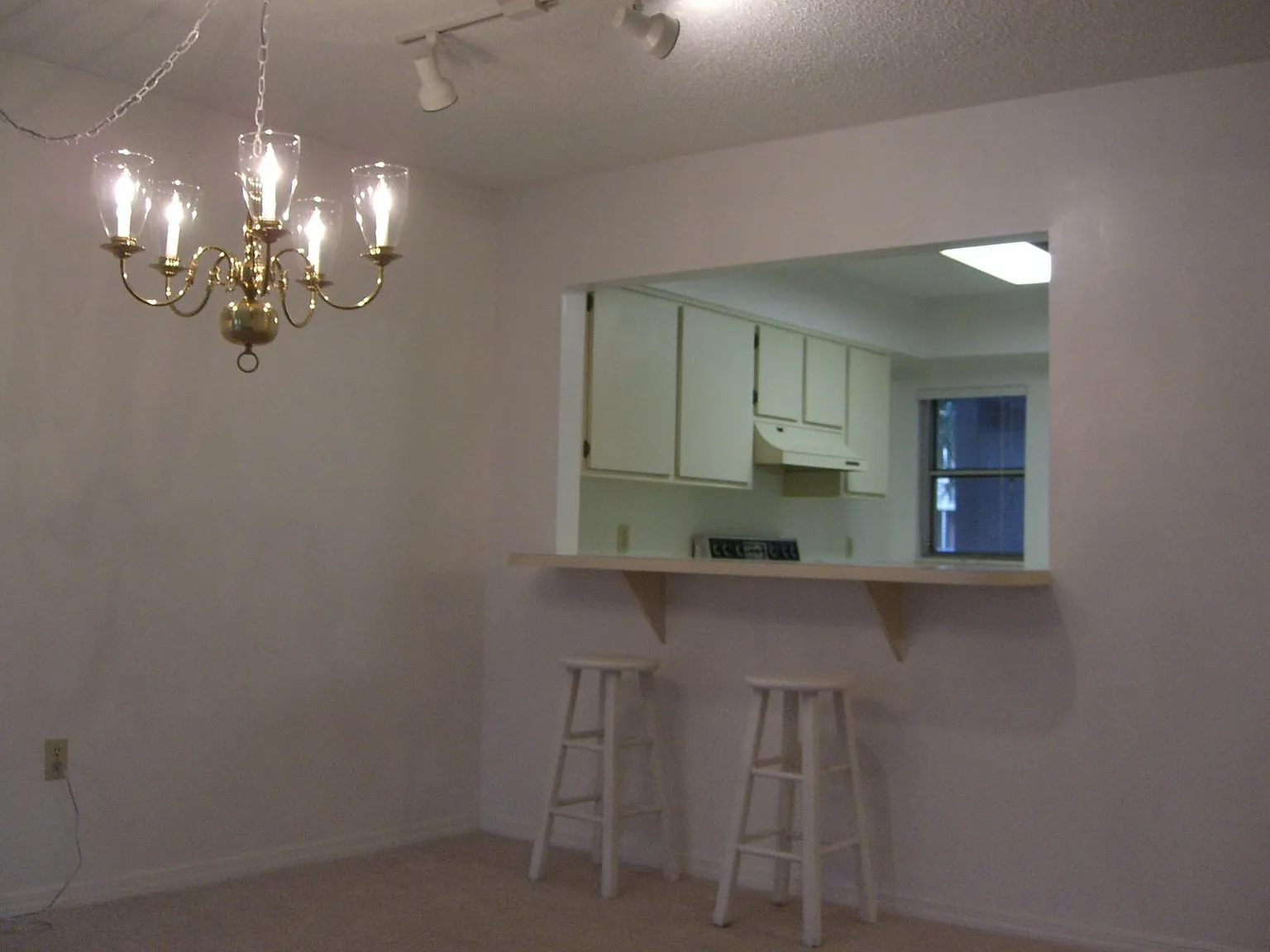 2 bed, 1146 sqft, $1,750 — Photo 3