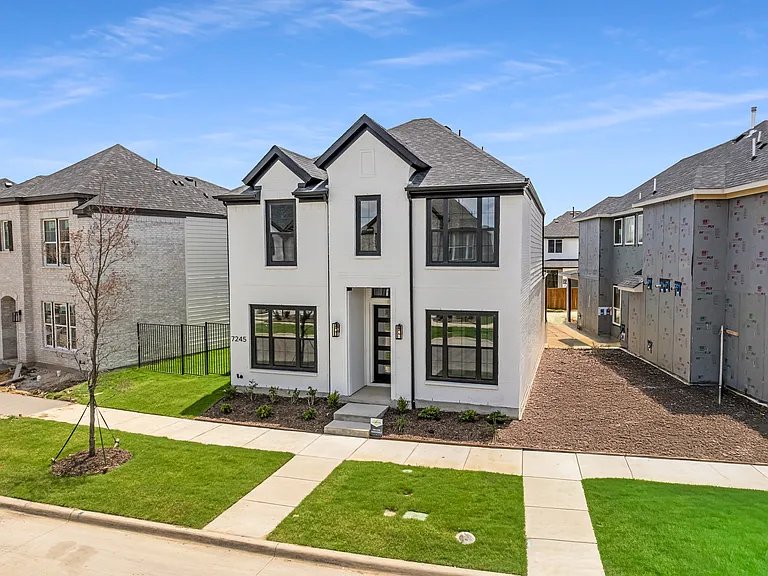 7245 Confetti Ln — Photo 31