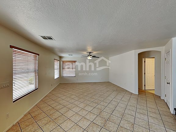 5th image of 8638 W Laurel Ln