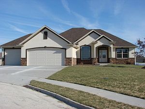 2nd image of 14670 Gordan Setter Cir