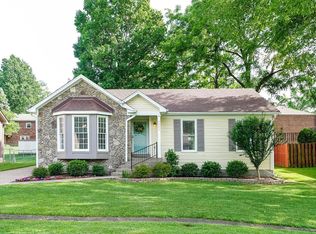 9402 Jo Ct, Jeffersontown, KY