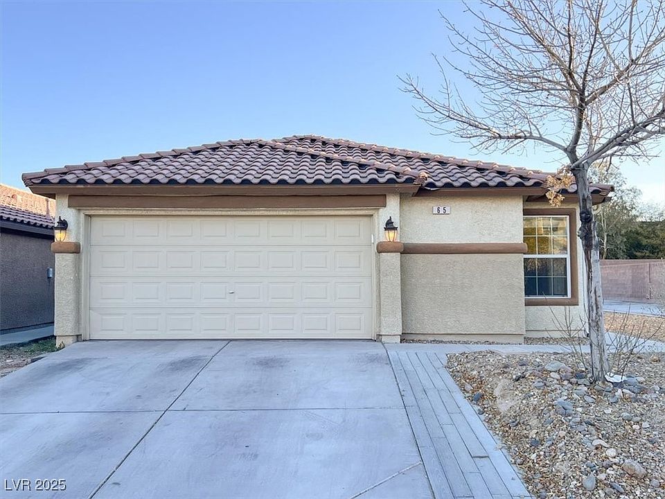 1st image of 65 Desert Palm Dr