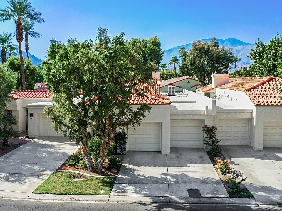 77641 Los Arboles Dr