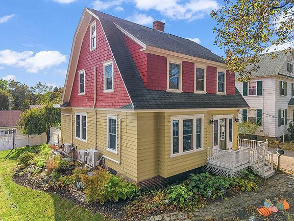3rd image of 89 Androscoggin  Avenue