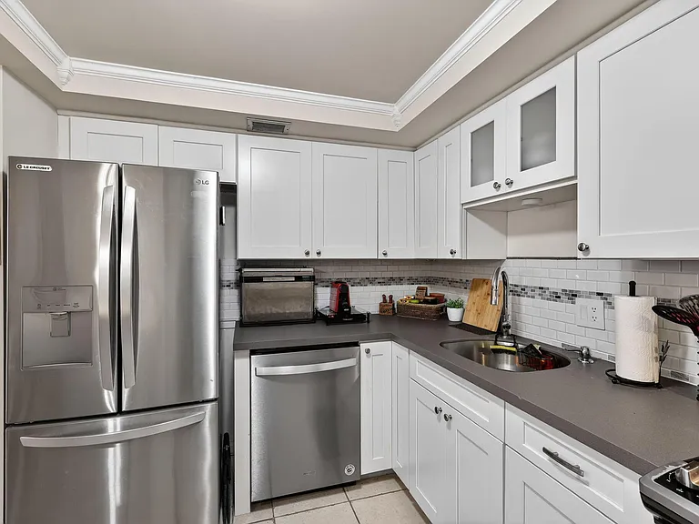 950 S Kanner Hwy #603 — Photo 8