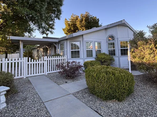 105 Olivia Ln, Big Pine, CA 93513