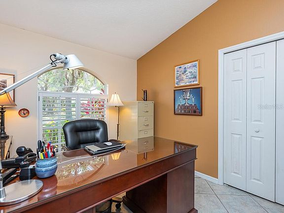 4th image of 6217 Aventura Dr