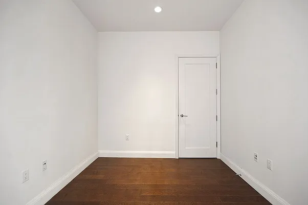 Rented by Renetta Real Estate | media 7