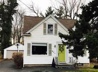 971 Five Mile Line Rd, Webster, NY 14580