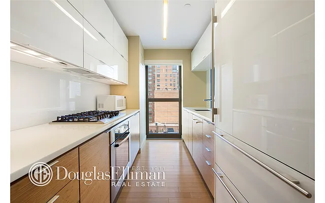 Sold by Douglas Elliman | media 17