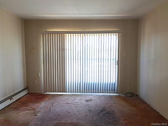 3rd image of 1386 Remsen Avenue