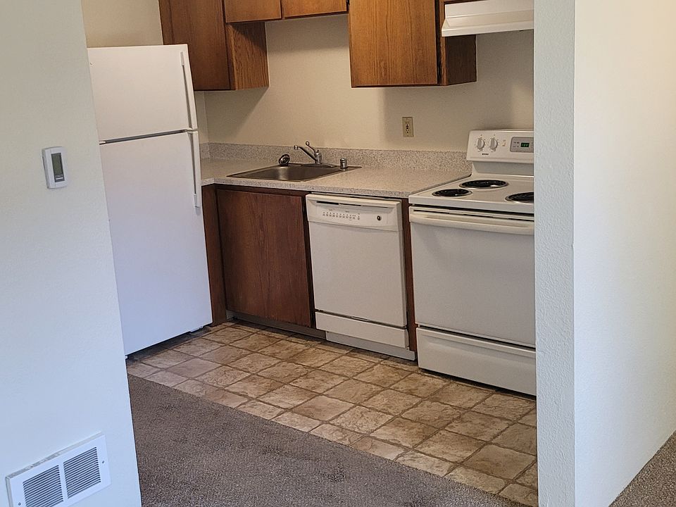 1st image of 3327 Rucker Ave #206