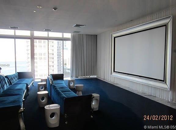 4th image of 485 Brickell Ave APT 1906