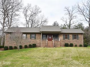 3133 Roland Rd, Morganton, NC 28655