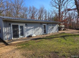 4412 N Virginia Mines Rd, Saint Clair, MO 63077
