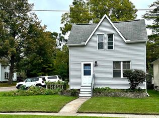 144 N Slater St, Lake Orion, MI 48362