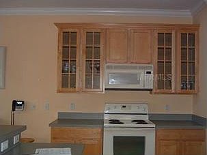 5th image of 512 Barcelona Dr