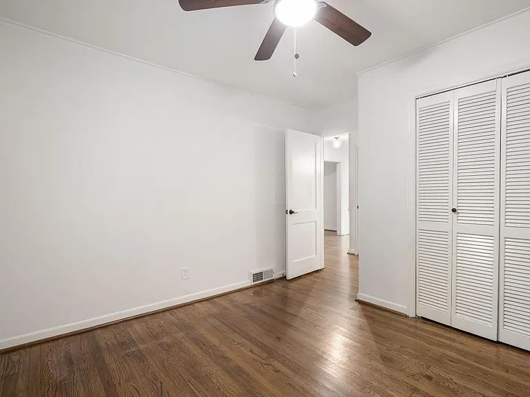 2151 Radcliffe Dr NW — Photo 38