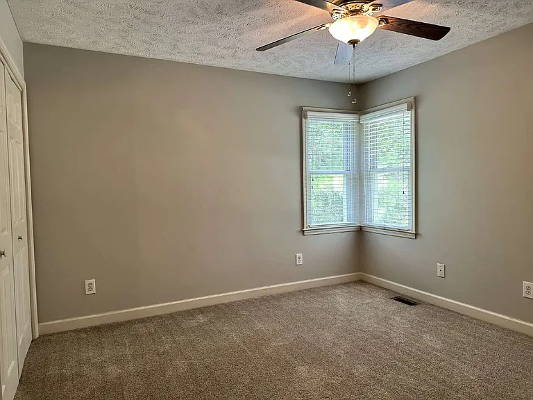 6204 Kirkwall Rd — Photo 19