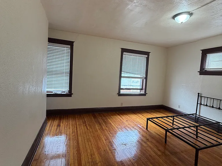 4233 California Ave #2 — Photo 5