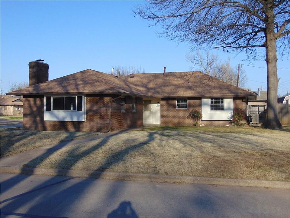 1st image of 3120 Oakbrook Dr
