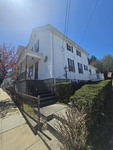 37 Smith St, Fall River, MA, 02721