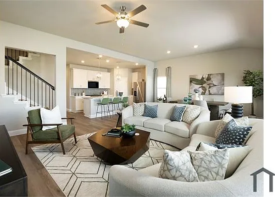 1405 Old Stead Dr — Photo 1