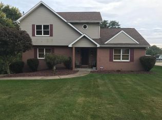11150 Mockingbird Dr, North Huntingdon, PA 15642