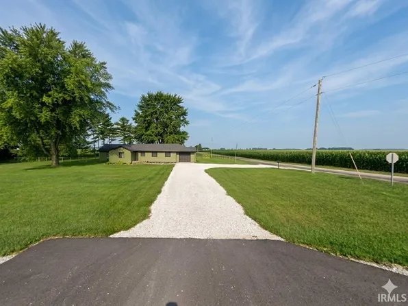 1018 S State Road 213, Tipton, IN 46072