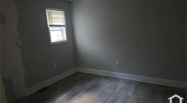 3 bed, 1148 sqft, $1,800 — Photo 2
