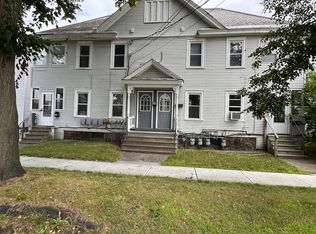 74 Front St, Burlington, VT 05401