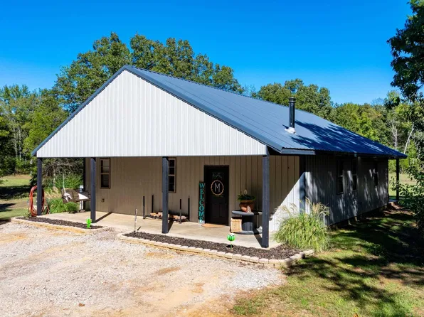 106 W Prosperity Rd, Poughkeepsie, AR 72569