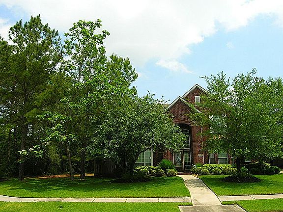 Very Private Lot with Mature Trees, Lush Landscaping