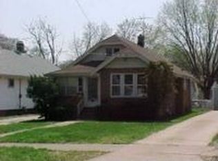 202 E Gift Ave, Peoria, IL