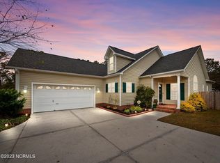 304 Albany Dr, Jacksonville, NC 28540