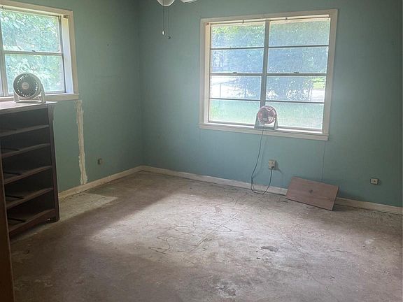 3rd image of 1209 W Jefferson Street