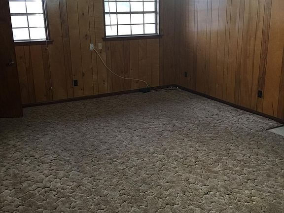 3rd image of 6268 Bellaire Dr