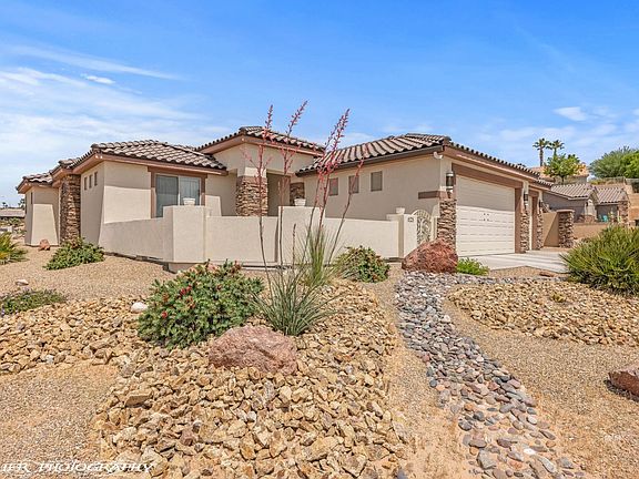 3rd image of 625 Chaparral Dr