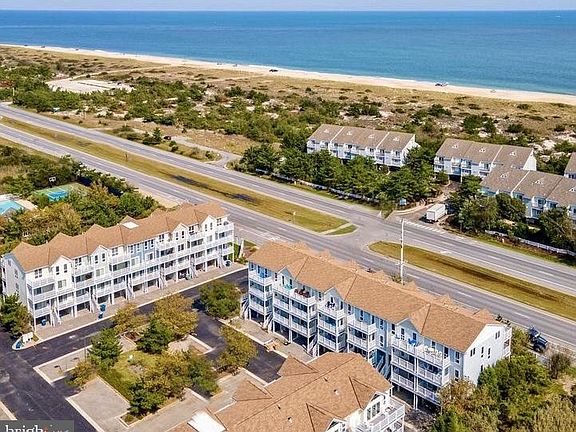 5th image of 29076 Beach Cove Sq #D7
