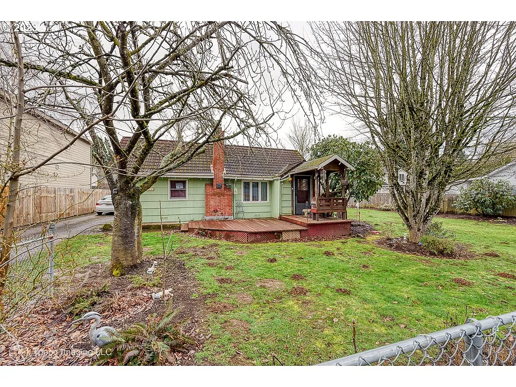 5322 SE 136th Ave photo 1