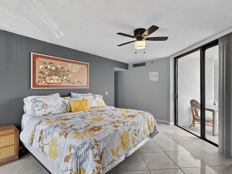9650 S Ocean Dr #210 — Photo 18