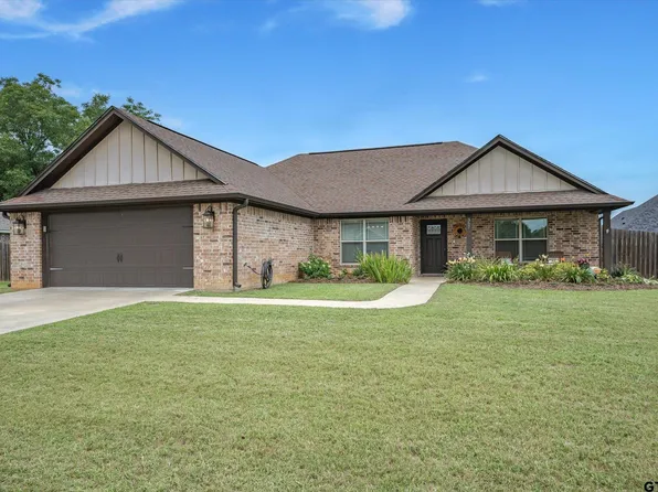 357 Smith Cir, Lindale, TX 75771