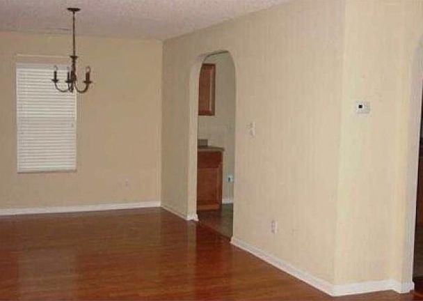 2nd image of 246 Brookhaven Dr