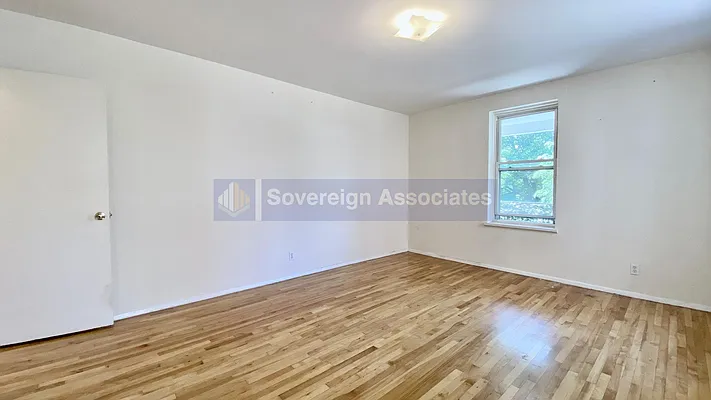 Rented by Sovereign Associates | media 9